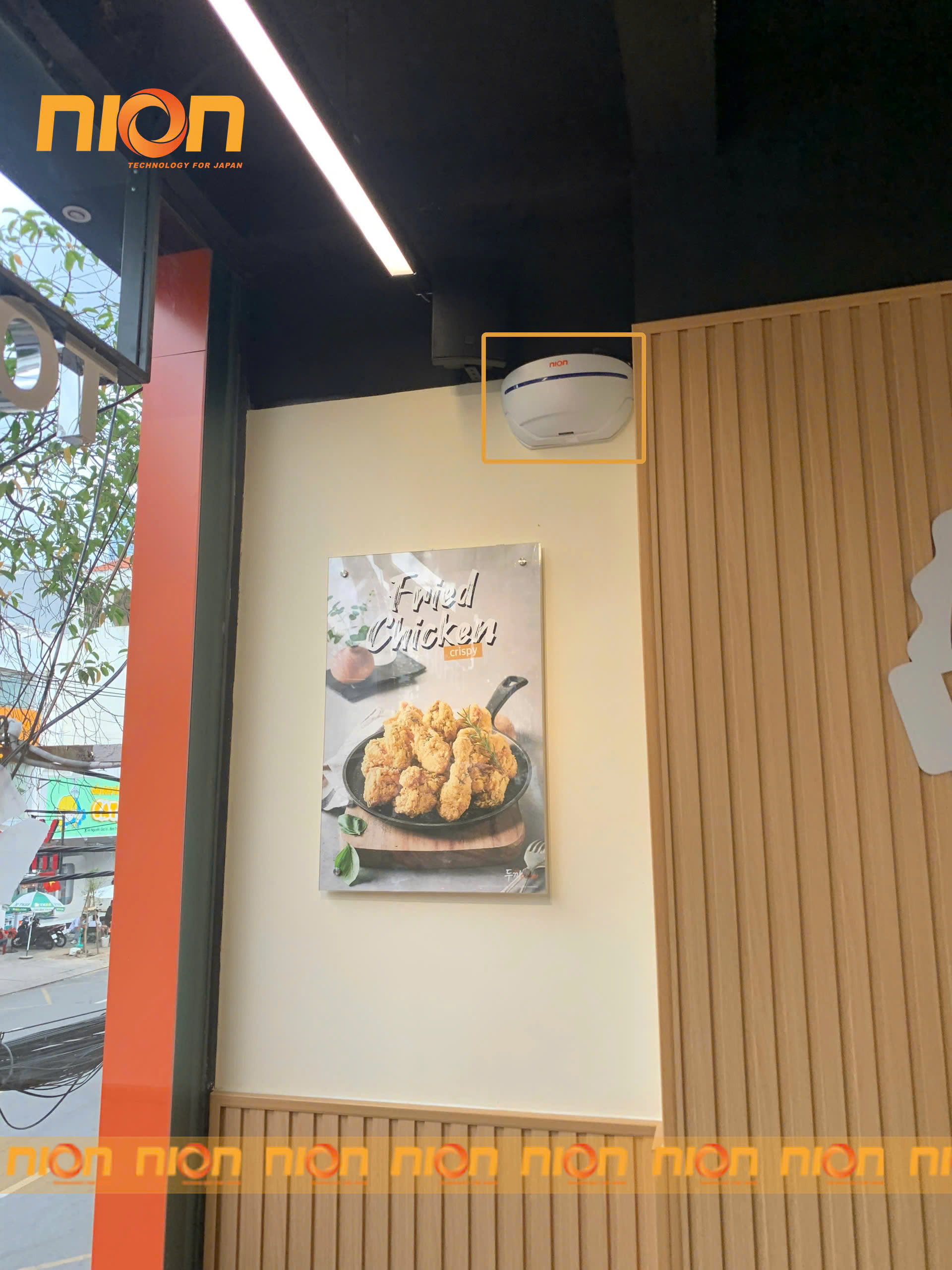 den bat muoi cho nha hang