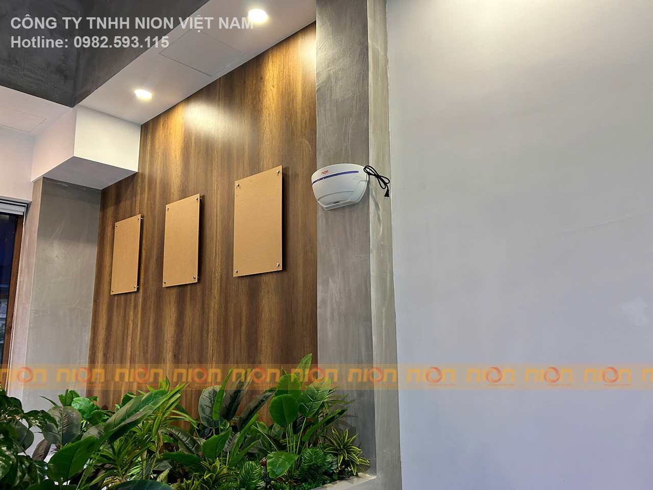 den bat muoi nion C5 18 5 đèn bắt muỗi