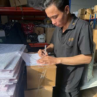 Giải Pháp F&B Chuyên Nghiệp Với Đèn Bắt Muỗi Nion C5-18 – “Vệ Sĩ Thầm Lặng” Bảo Vệ Quầy Line Tại Nhà Hàng BBQ THỊT TAKL Dĩ An, Bình Dương